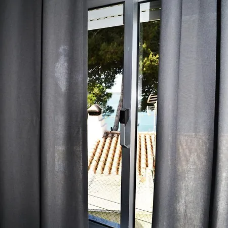 Ria Alvor Vandrerhjem *