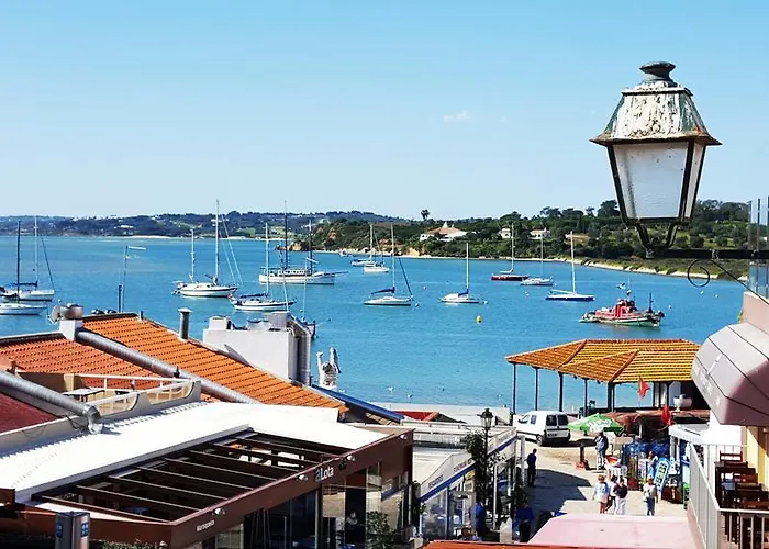 旅馆 Ria Alvor 波尔蒂芒