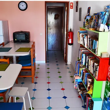 Ria Alvor Хостел Портиман