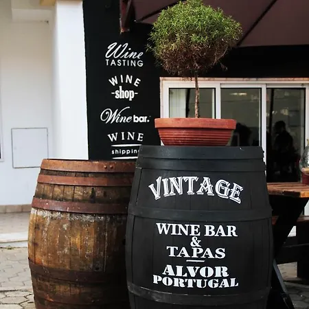 Ria Alvor Хостел