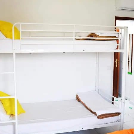 Ria Alvor Хостел *